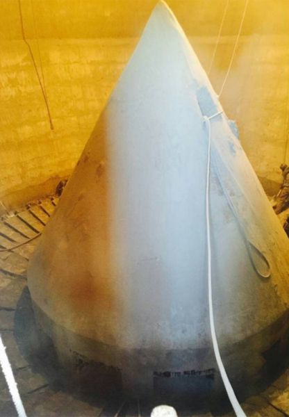 水泥庫清庫，清理鋼板倉