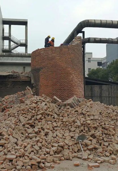 煙囪拆除，水塔拆除