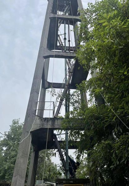 煙囪拆除，水塔拆除